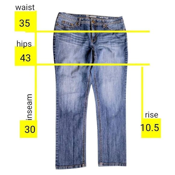 New Directions Weekend Rhinestone Sequin Embroidered Pocket Straight Blue Jeans - Picture 2 of 10